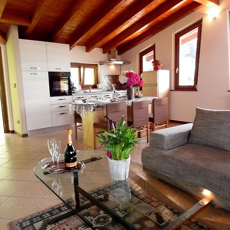 Villa In Pisogne With Pool Garden And Lake View Exteriör bild