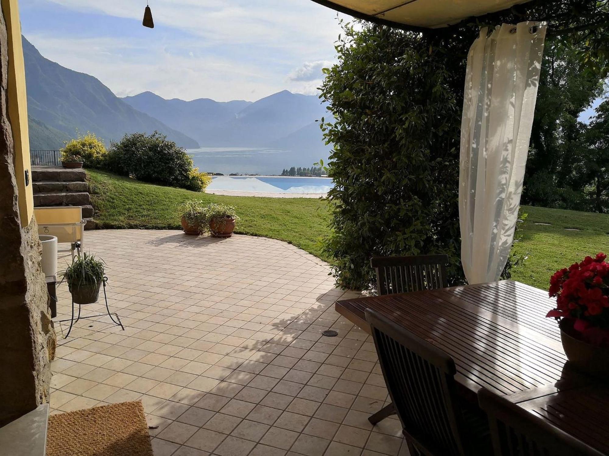 Villa In Pisogne With Pool Garden And Lake View Exteriör bild