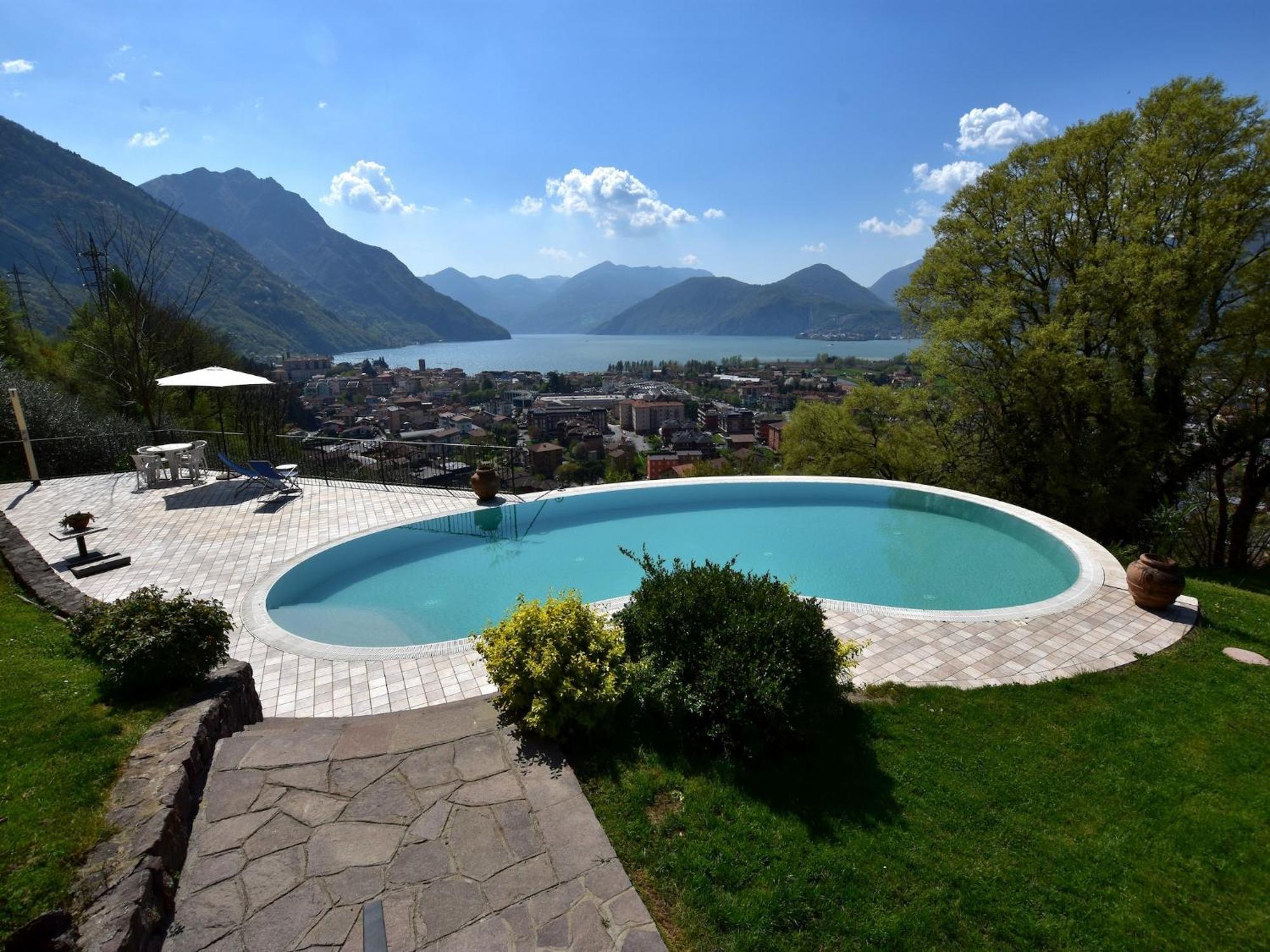 Villa In Pisogne With Pool Garden And Lake View Exteriör bild