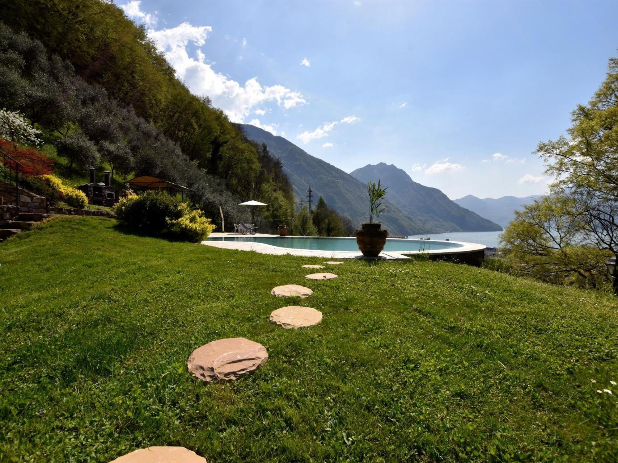 Villa In Pisogne With Pool Garden And Lake View Exteriör bild