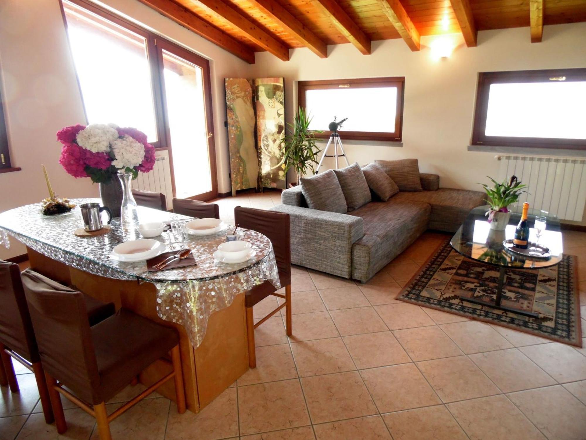 Villa In Pisogne With Pool Garden And Lake View Exteriör bild